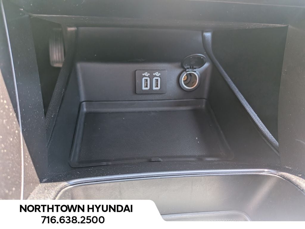 2020 Ford Fusion SE - Photo 17