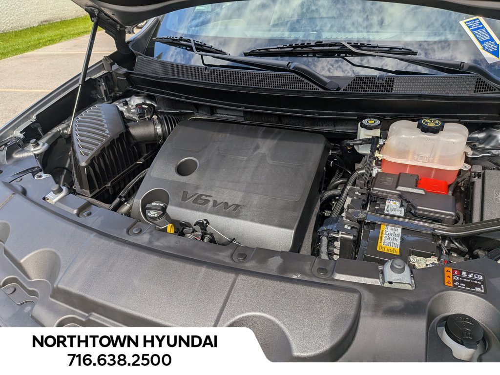 2023 Chevrolet Traverse LS - Photo 32