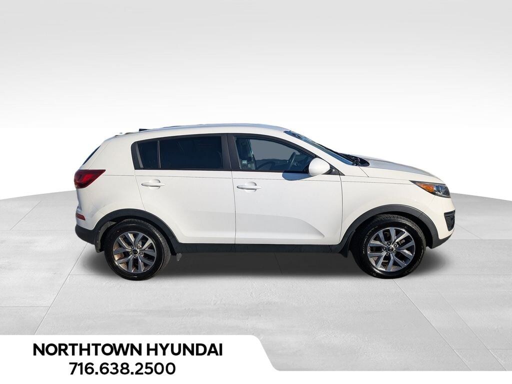 Used 2016 Kia Sportage LX SUV
