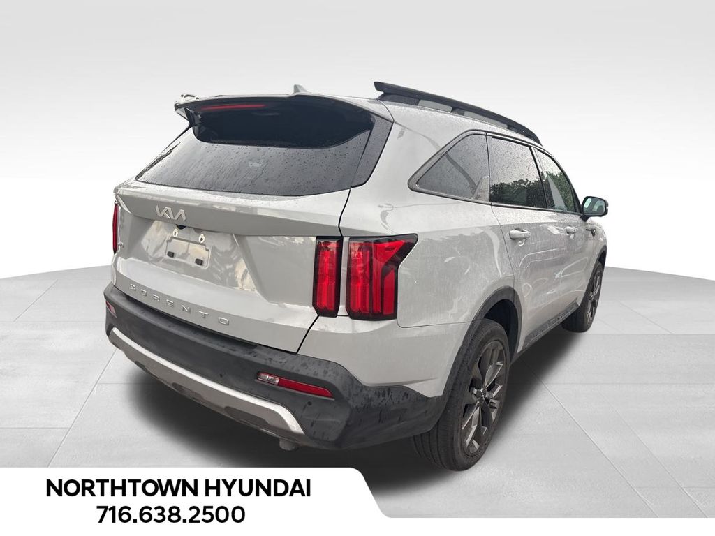 2022 Kia Sorento X-Line SX Prestige photo 2