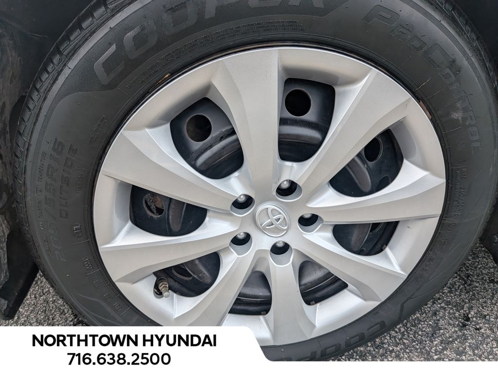 2020 Toyota Corolla LE - Photo 38