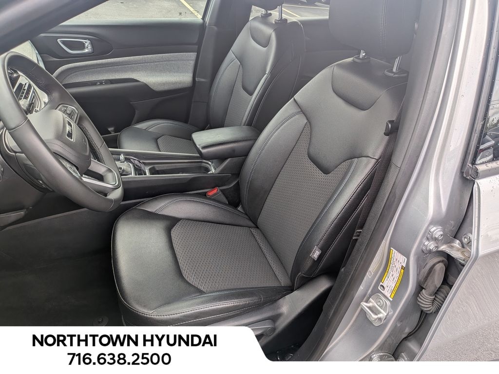 Used 2024 Jeep Compass Latitude SUV