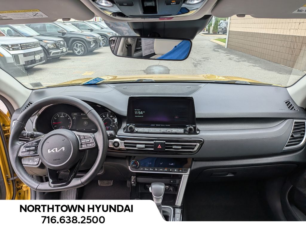 2023 Kia Seltos SX - Photo 6