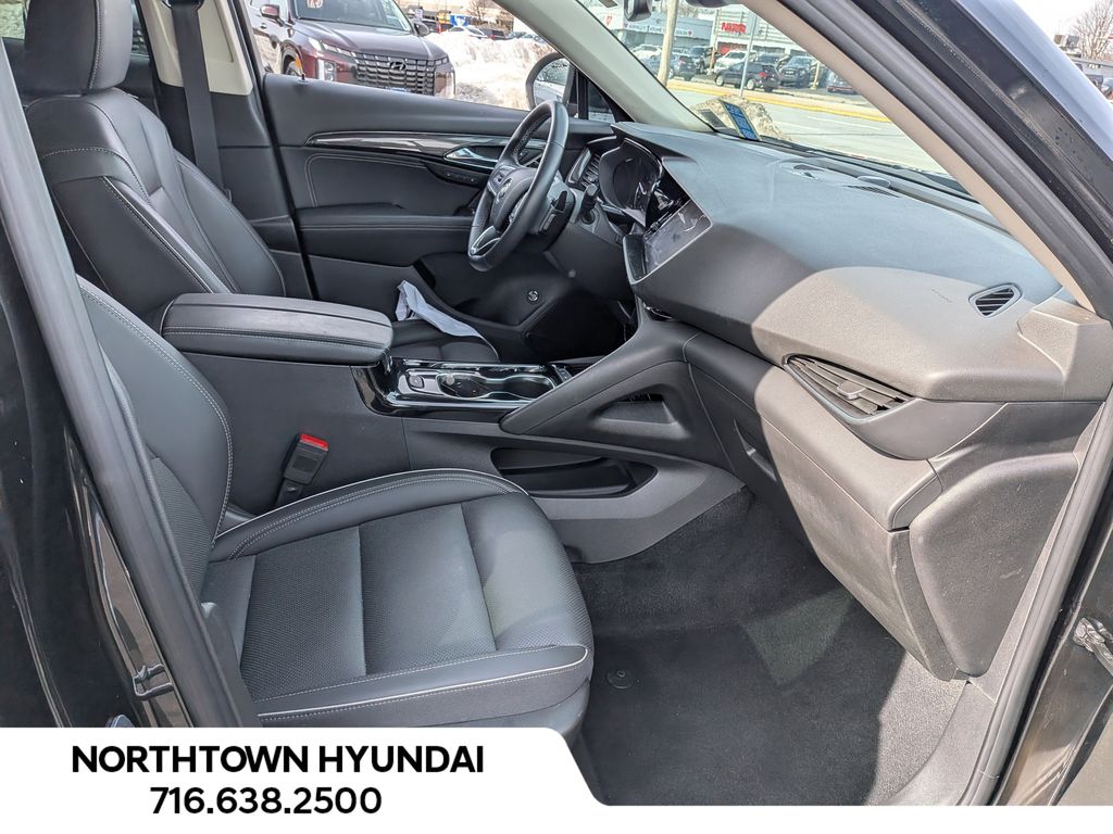2023 Buick Envision Essence - Photo 37