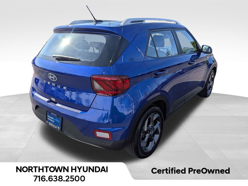 2025 Hyundai Venue Limited - Photo 14