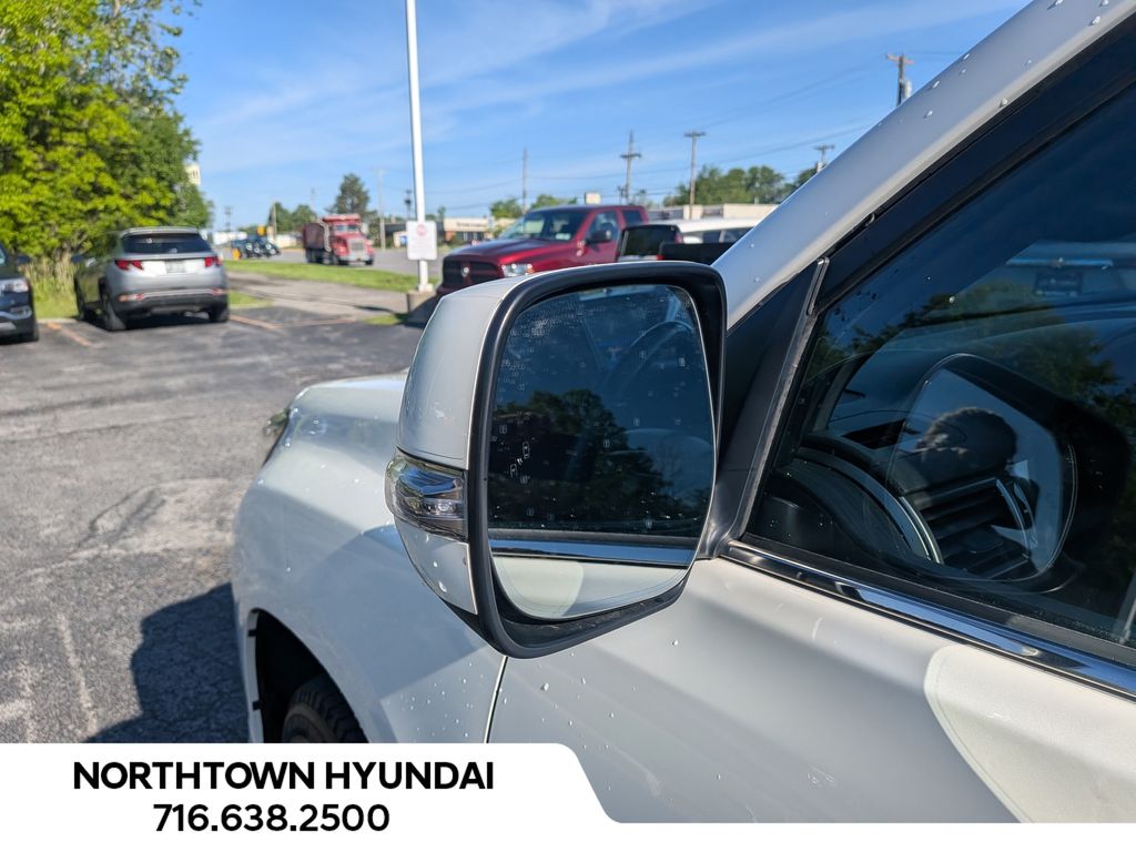 2022 Lexus GX PREMIUM - Photo 44