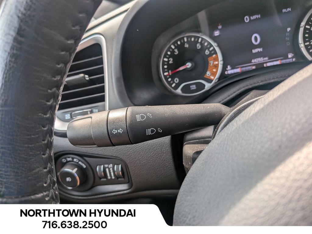 2021 Jeep Renegade Latitude - Photo 28