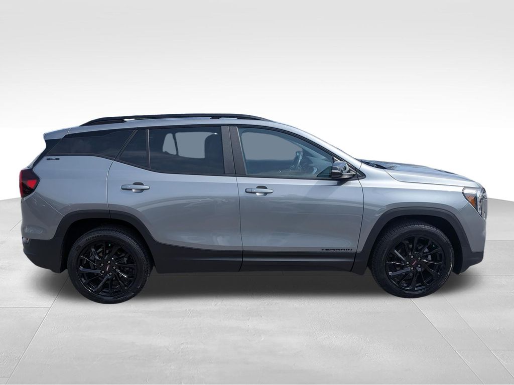 2023 GMC Terrain SLE - Photo 12