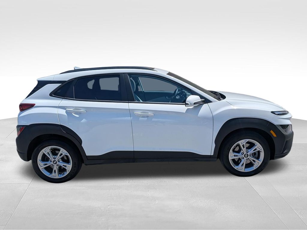 2023 Hyundai Kona SEL - Photo 14