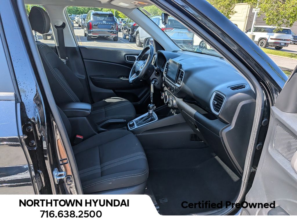 2023 Hyundai Venue SEL - Photo 33