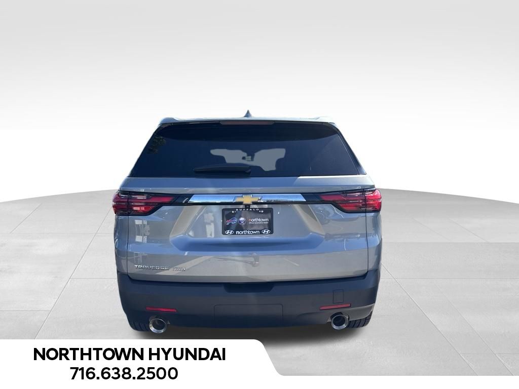 2023 Chevrolet Traverse LS - Photo 5