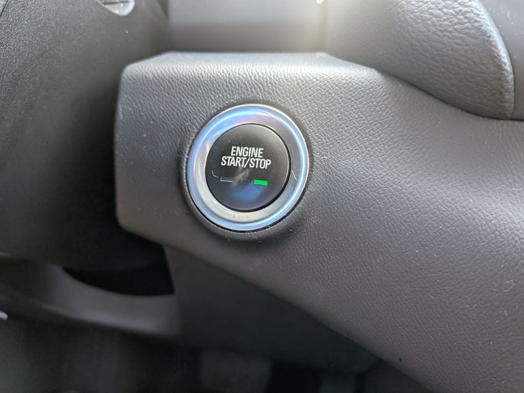 2023 GMC Terrain SLE - Photo 18