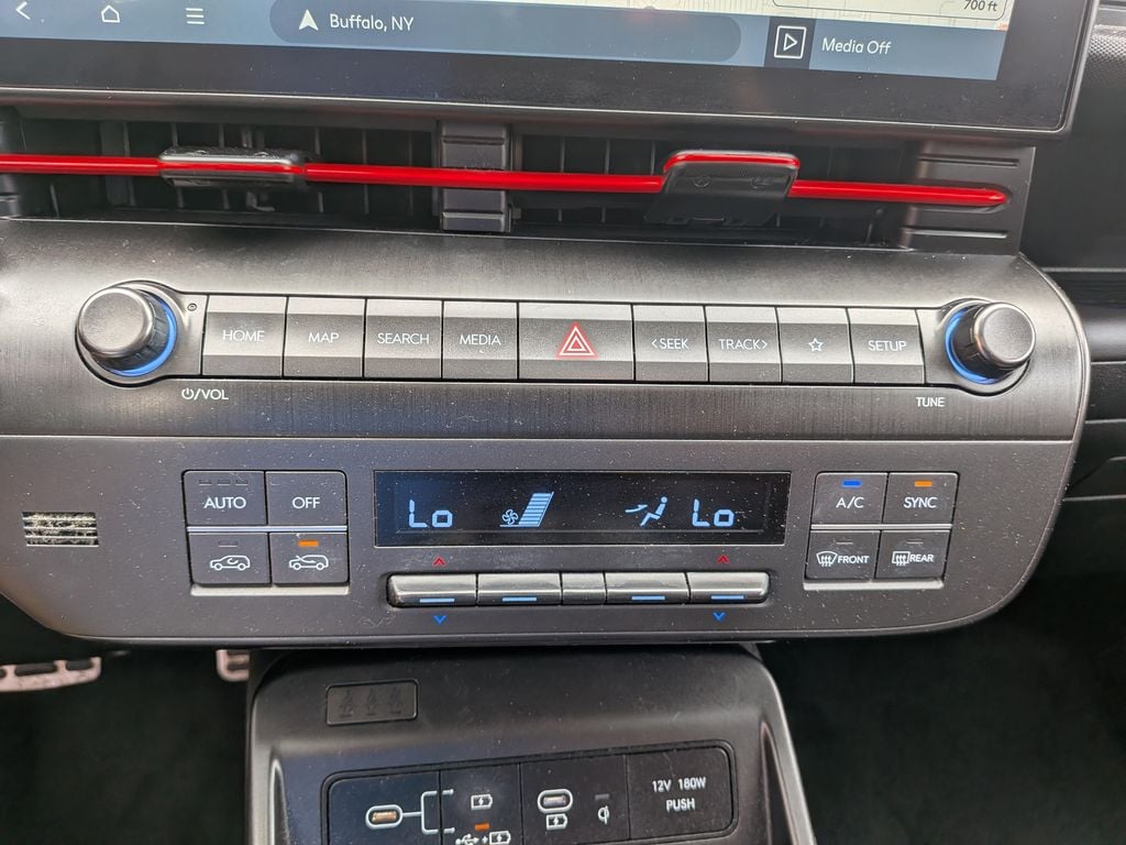 2024 Hyundai Kona N Line - Photo 22