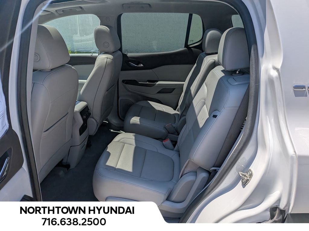 2021 GMC Acadia SLT - Photo 12