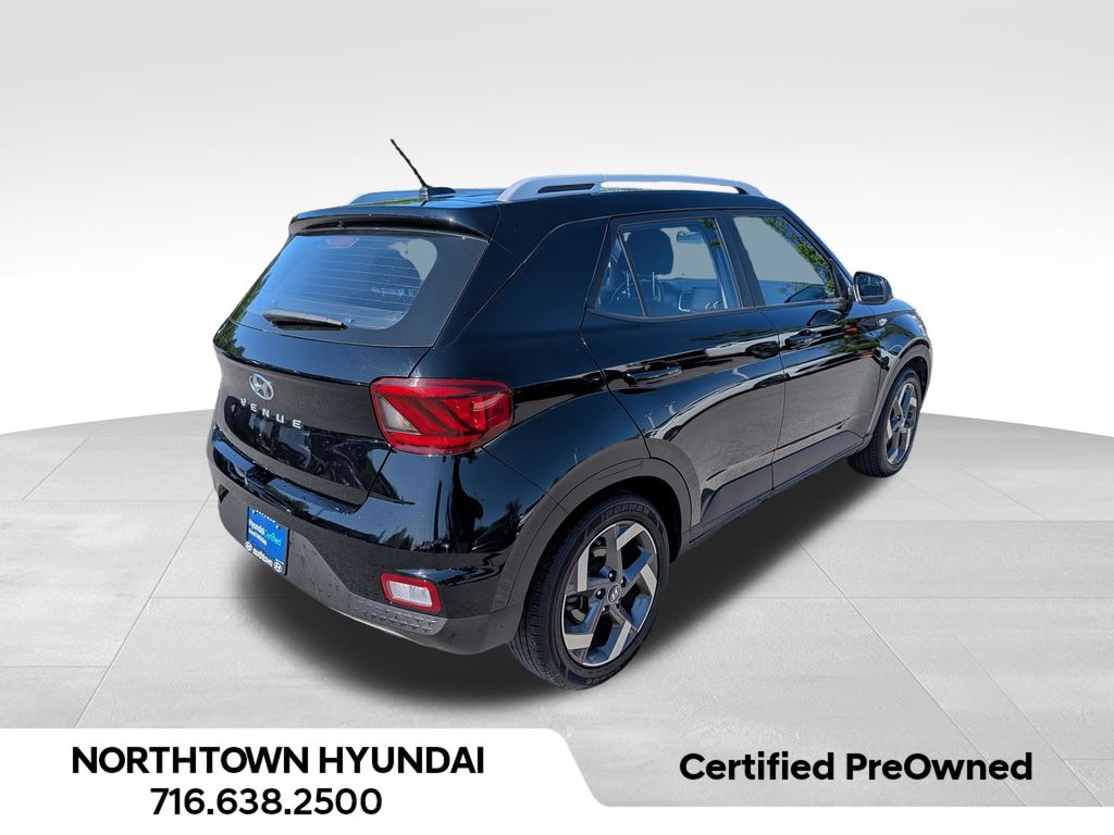 2023 Hyundai Venue SEL - Photo 14