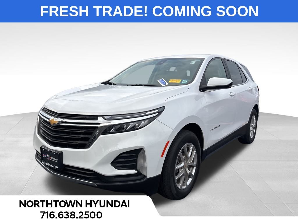 2022 Chevrolet Equinox LT photo 2