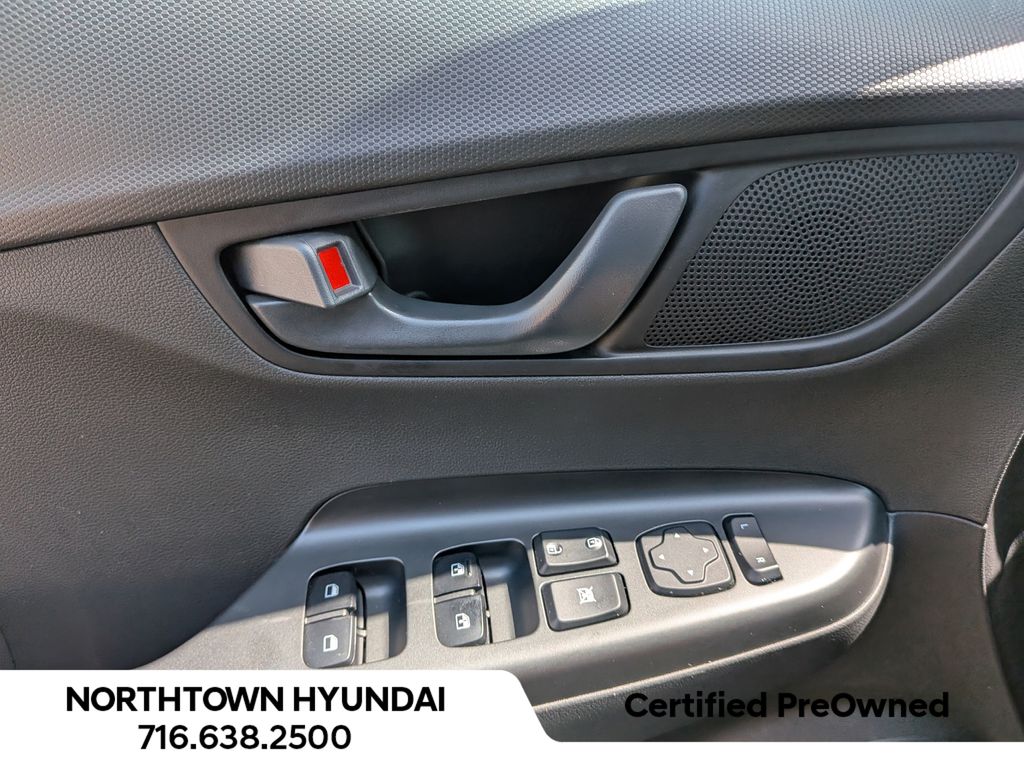 2023 Hyundai Kona SEL - Photo 30