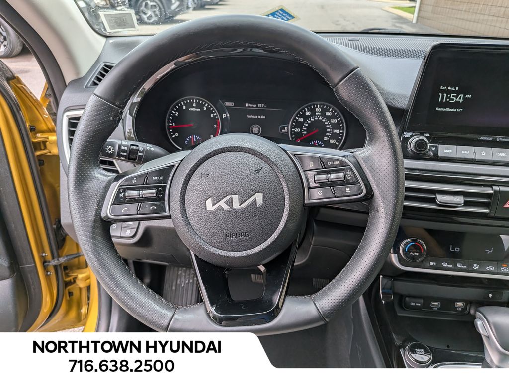 2023 Kia Seltos SX - Photo 7