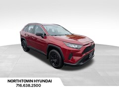 2020 Toyota RAV4 LE SUV