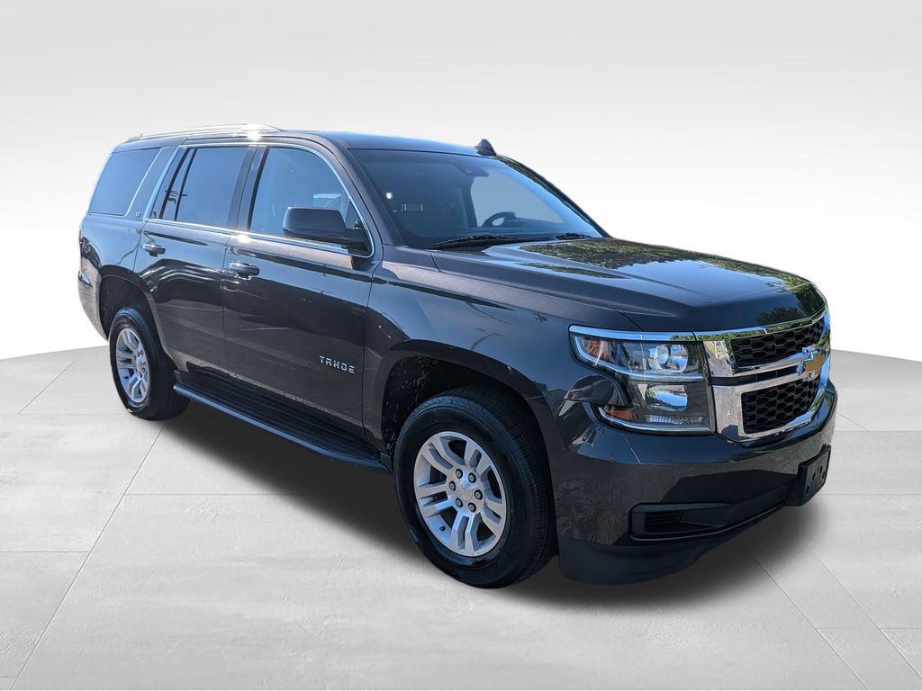 2018 Chevrolet Tahoe LT - Photo 11
