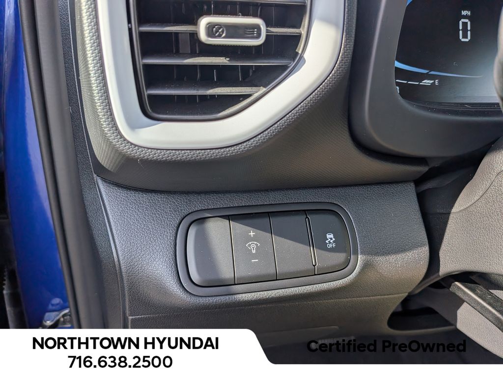 2025 Hyundai Venue Limited - Photo 31