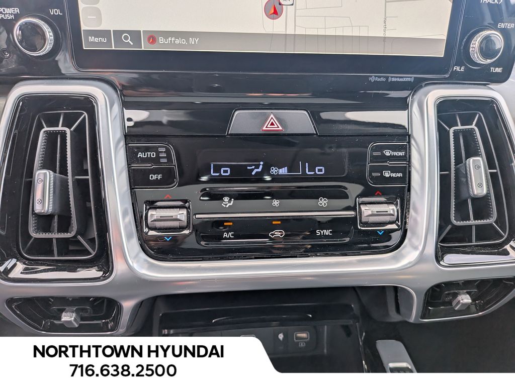 2023 Kia Sorento SX - Photo 18