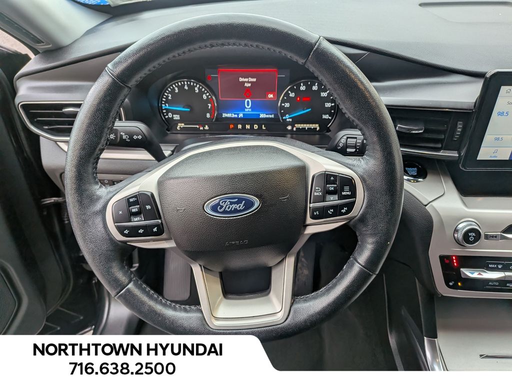2023 Ford Explorer XLT - Photo 6
