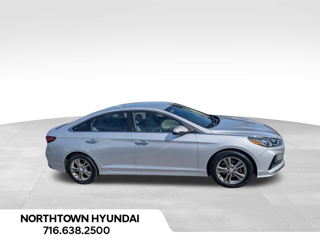 2018 Hyundai Sonata SEL photo 2