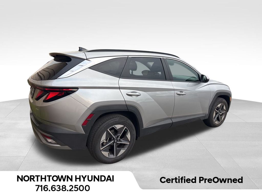 2025 Hyundai Tucson SEL photo 3