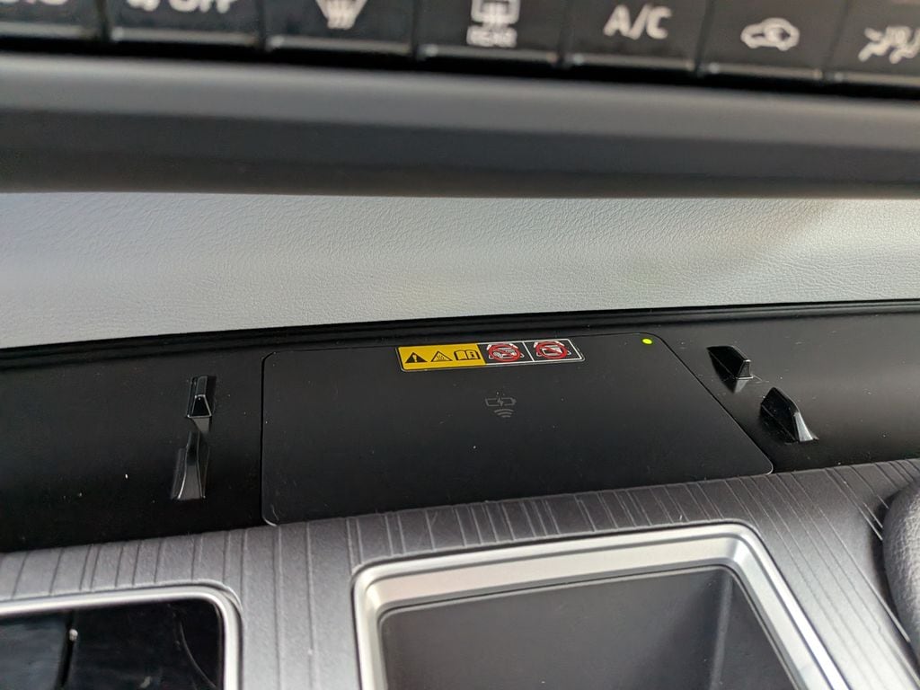 2026 Toyota Sienna XLE - Photo 16