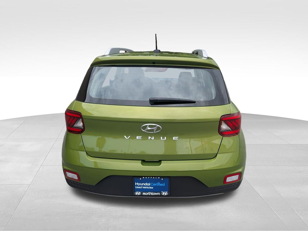 2023 Hyundai Venue SEL - Photo 14