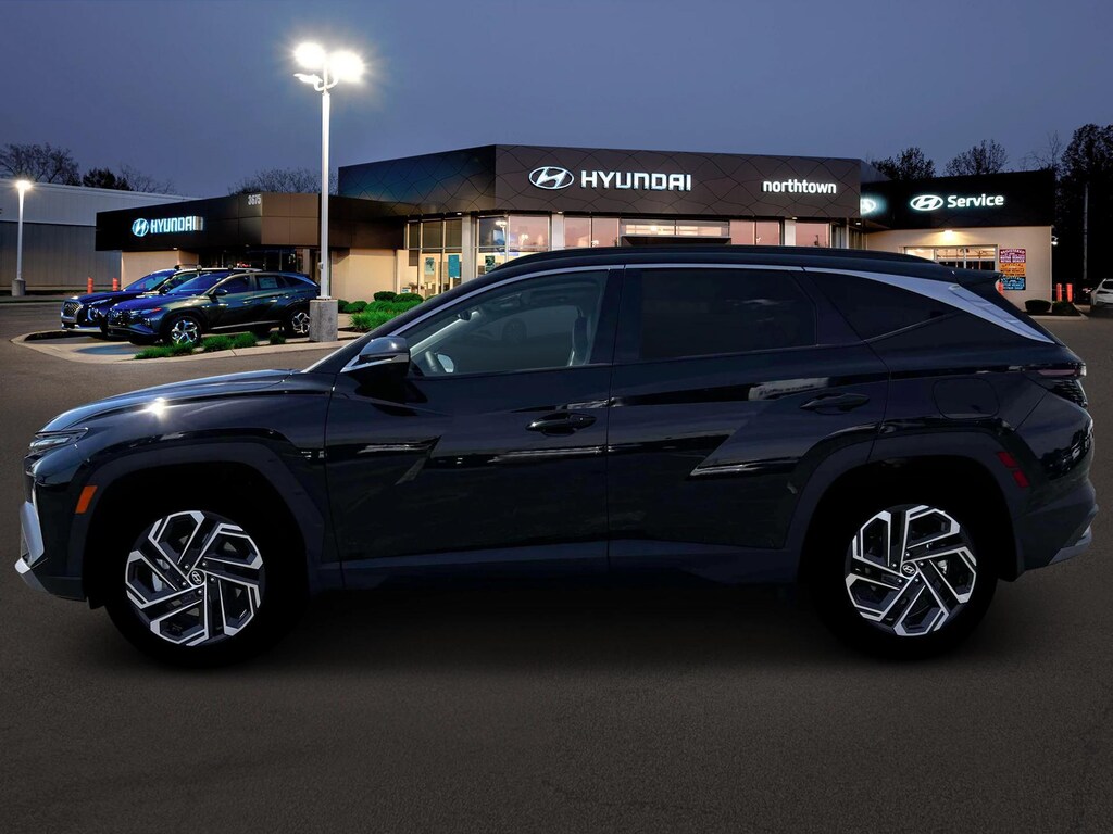 New 2026 Hyundai Tucson Limited AWD SUV