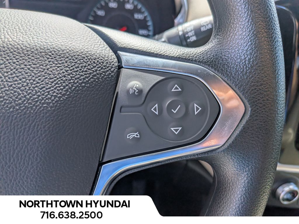 2023 Chevrolet Traverse LS - Photo 20