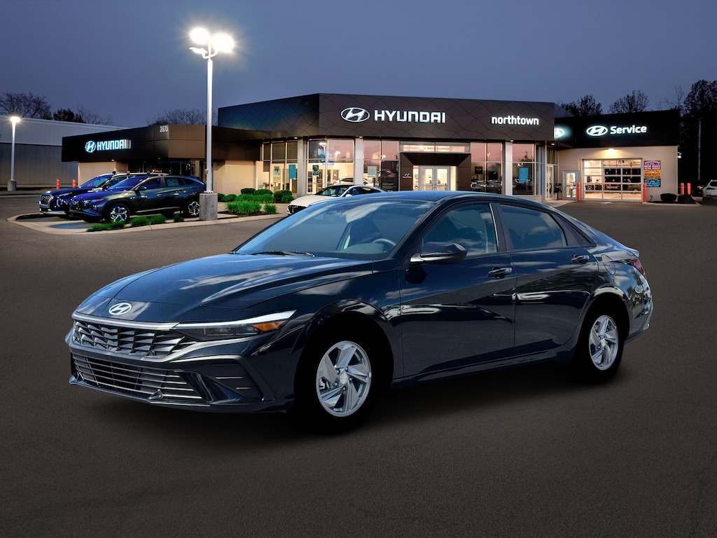 New 2026 Hyundai Elantra SE Sedan