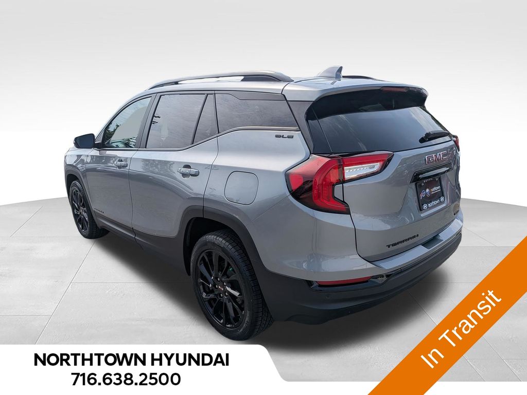 2023 GMC Terrain SLE - Photo 4