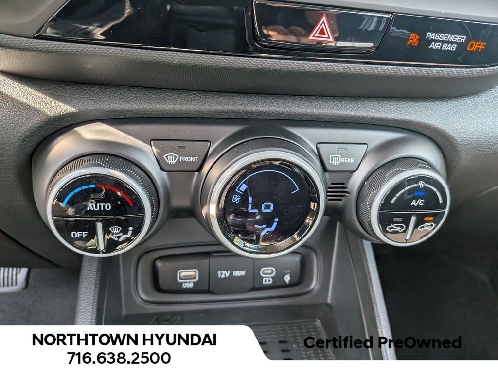 2025 Hyundai Venue Limited - Photo 19