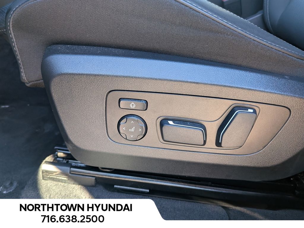 2026 BMW X3 30 - Photo 32