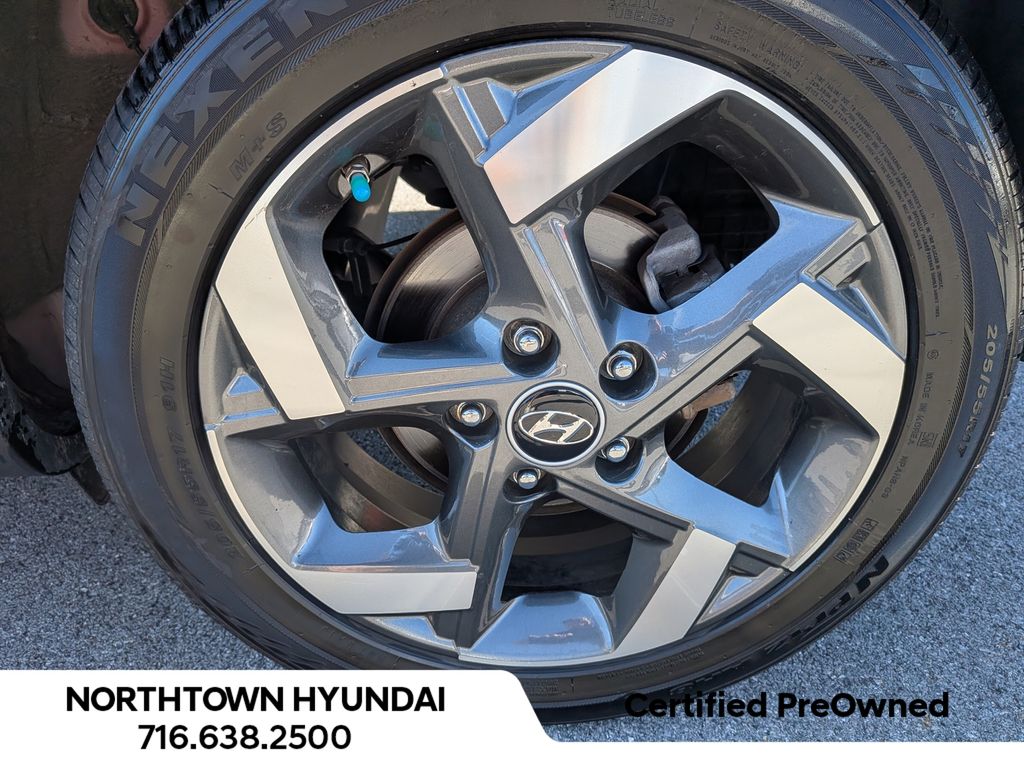 2023 Hyundai Venue Limited - Photo 41