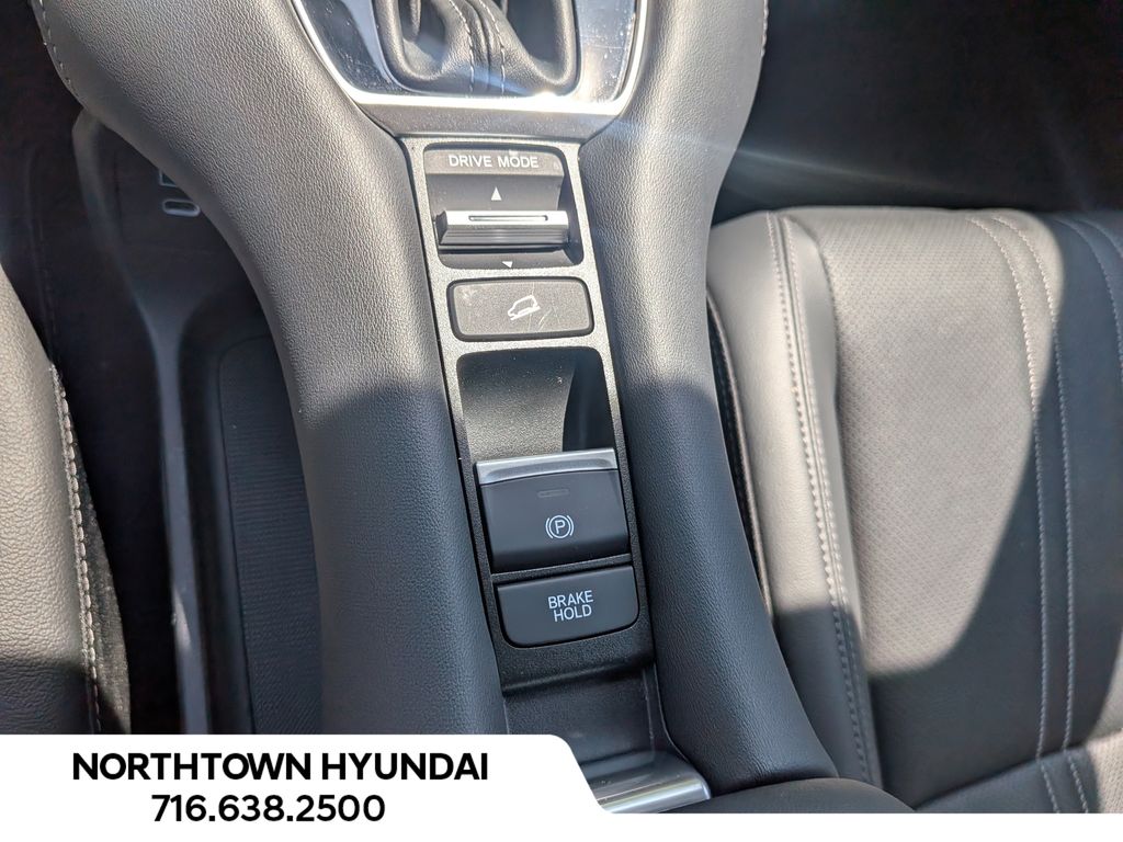 2024 Honda HR-V EX-L - Photo 16