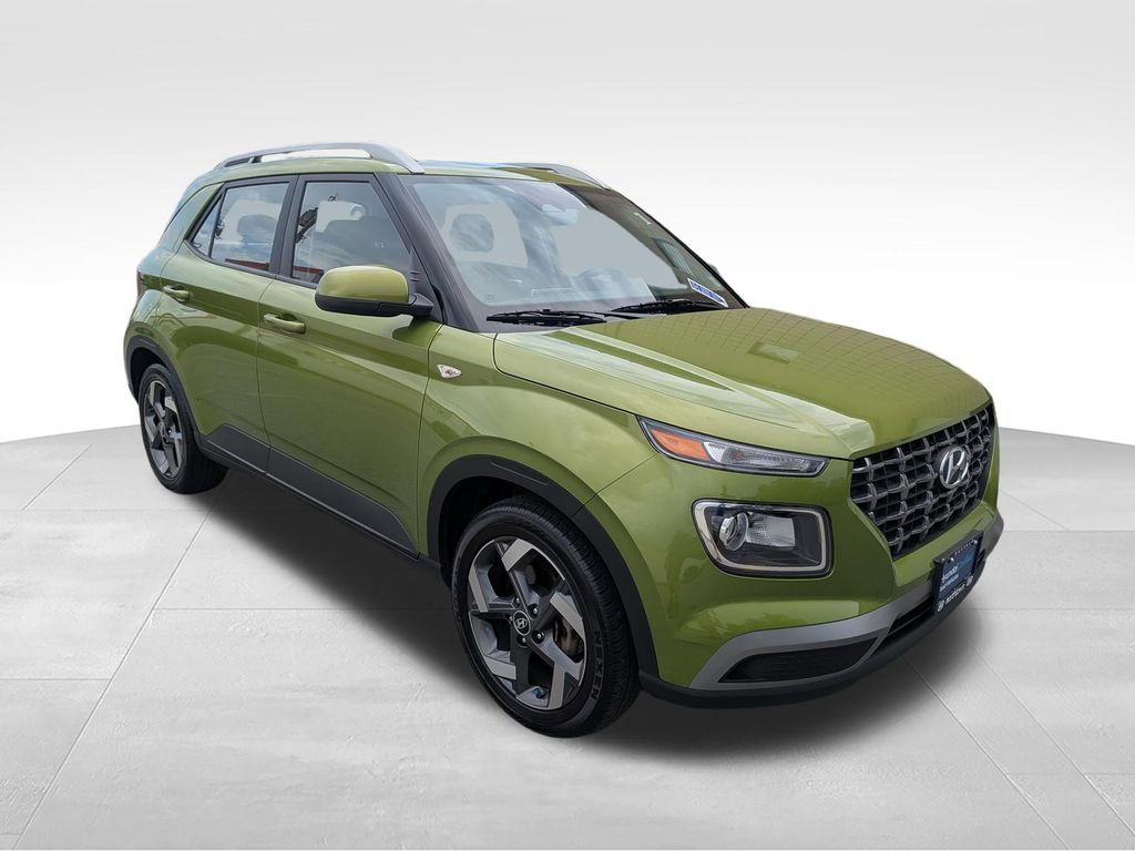 2023 Hyundai Venue SEL - Photo 11