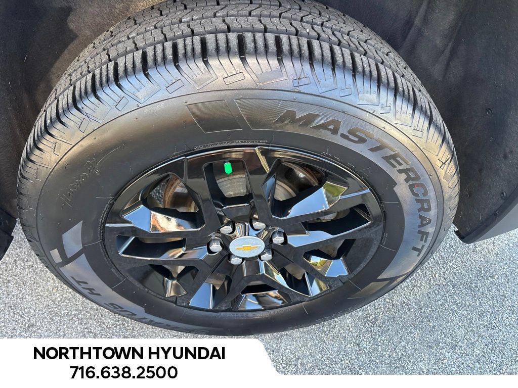 2023 Chevrolet Traverse LS - Photo 35