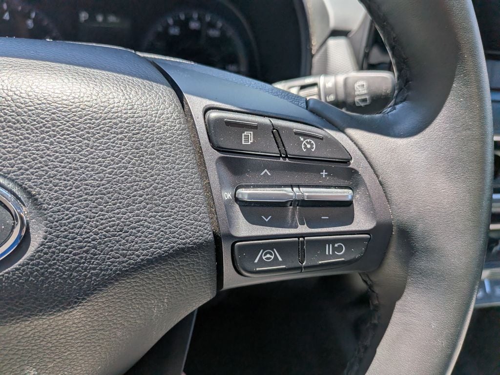 2023 Hyundai Kona SEL - Photo 28