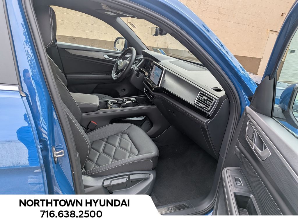 2026 Volkswagen Atlas Cross Sport SE w/Tech - Photo 34