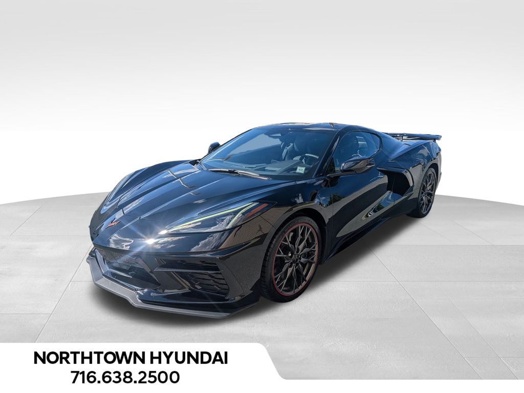 2025 Chevrolet Corvette Stingray 2LT photo 3