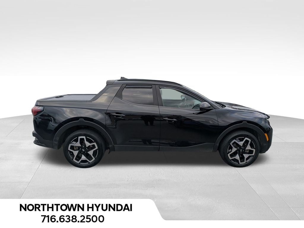 2022 Hyundai Santa Cruz Limited photo 2