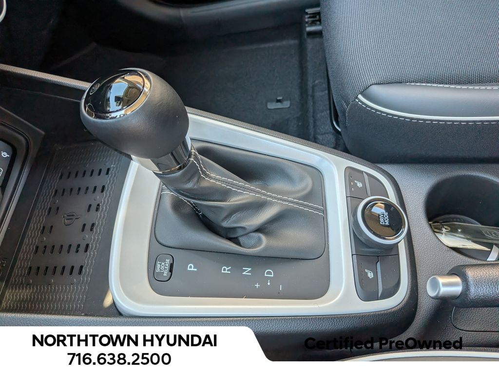 2026 Hyundai Venue SEL - Photo 15