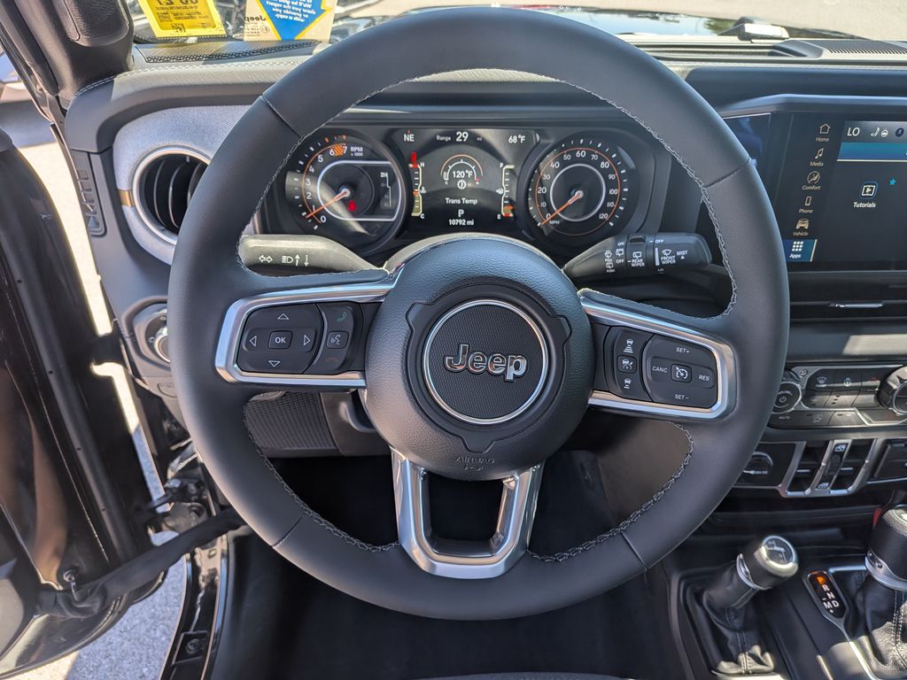 2026 Jeep Wrangler 4-Door Sahara - Photo 8