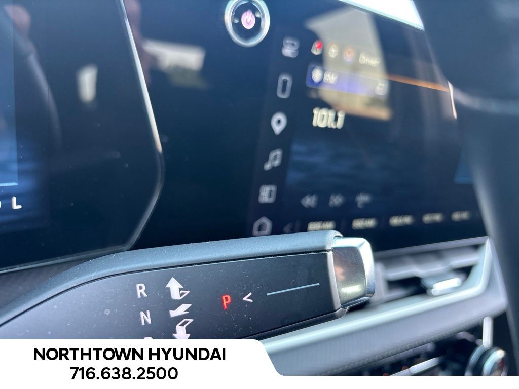 2026 Chevrolet Equinox LT - Photo 25