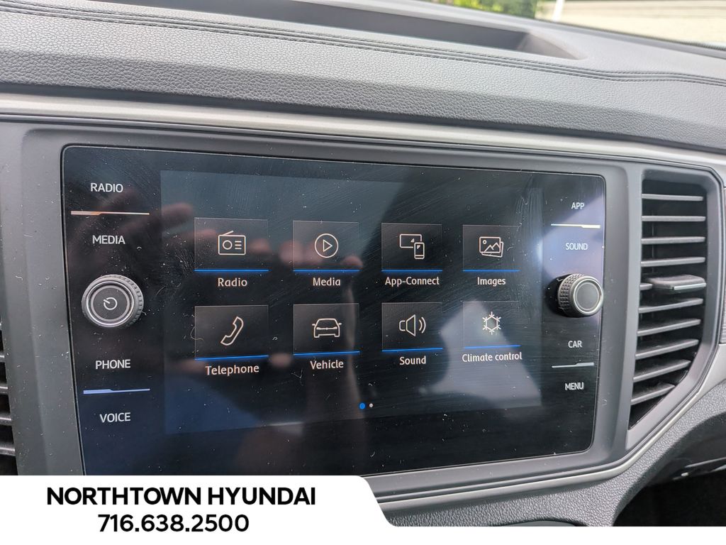 2020 Volkswagen Atlas Cross Sport SE w/Tech - Photo 22