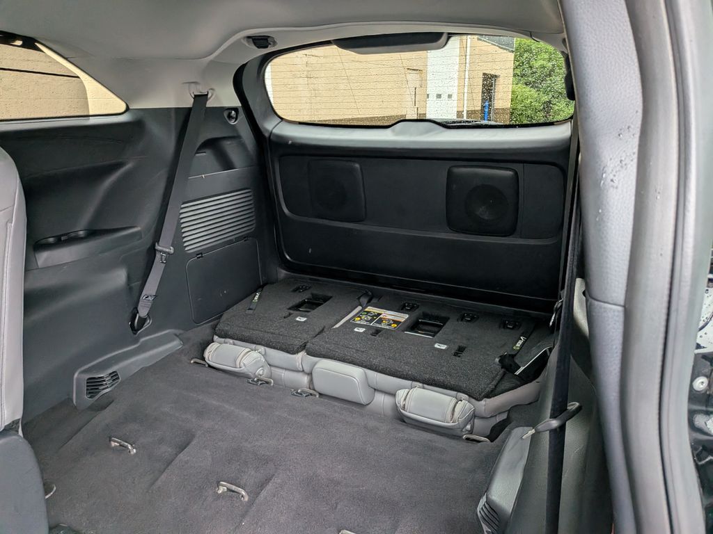 2026 Toyota Sienna XLE - Photo 33